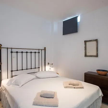 Lea 3 Mykonos Holiday home Merchia Beach